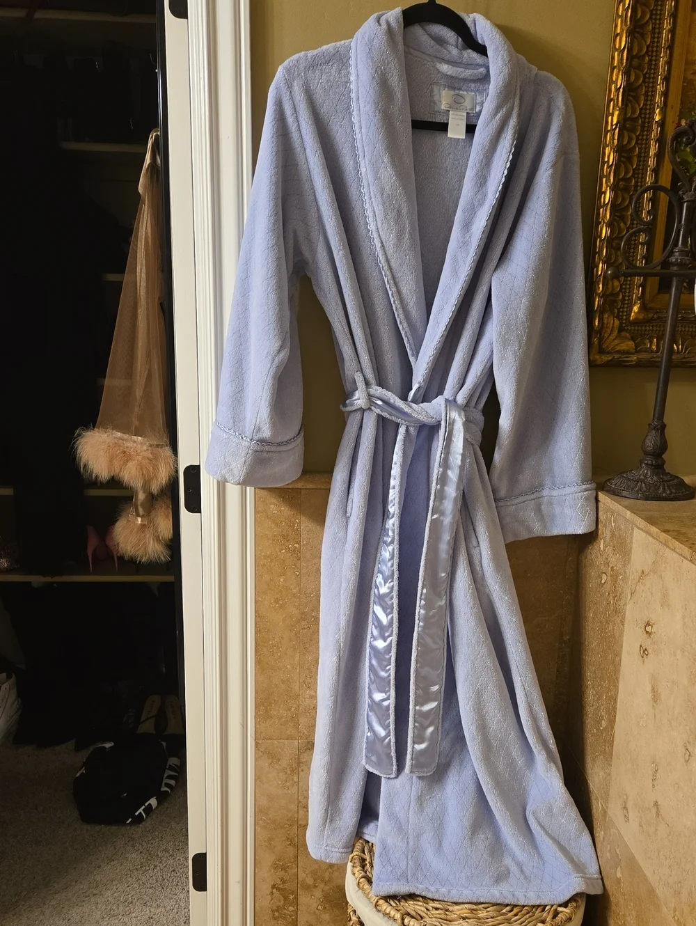 Oscar De La Renta Robe Size L-XL